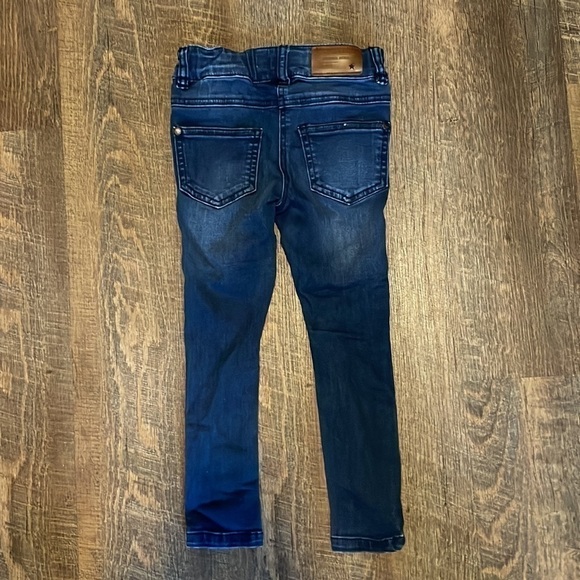 next Girl’s Denim Jeweled Jeans Size 3 - Picture 3 of 7